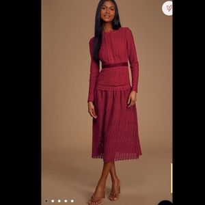 LULU’s NEW WITH TAGS LACE MAROON DRESS